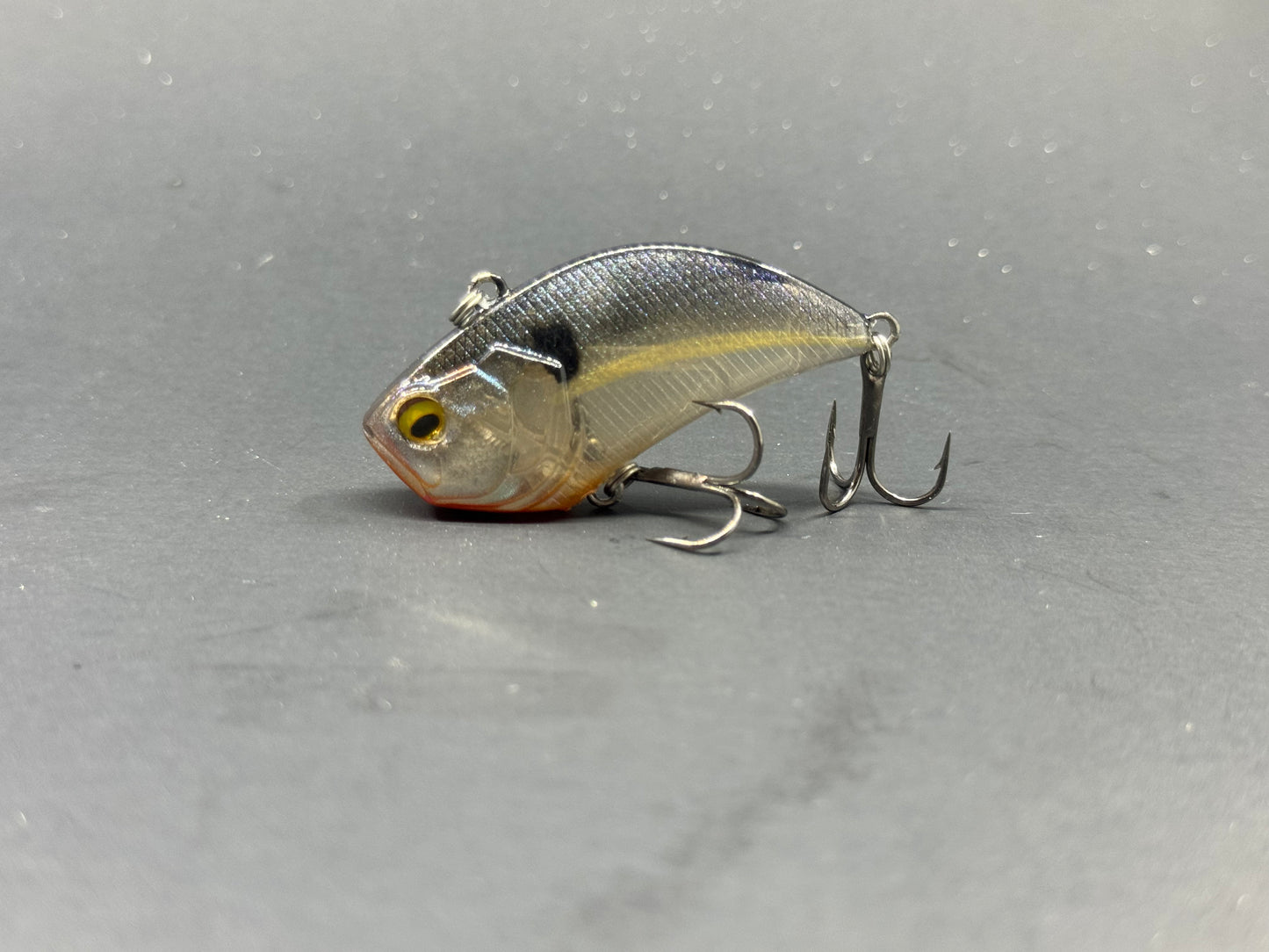 Custom Painted Duo Realis Vibe Lipless 1/4 oz. Crystal Shad
