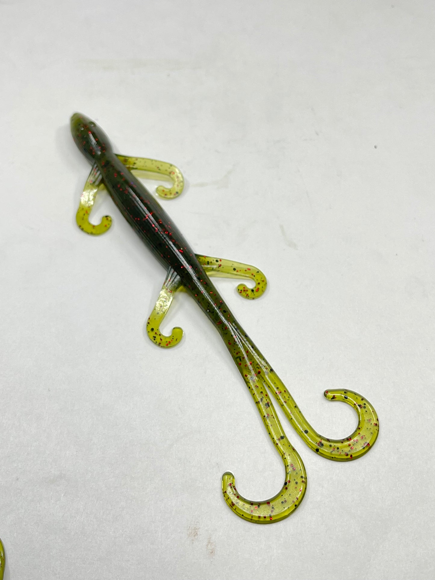 Hollywood's Double Tailed Lizard 6"