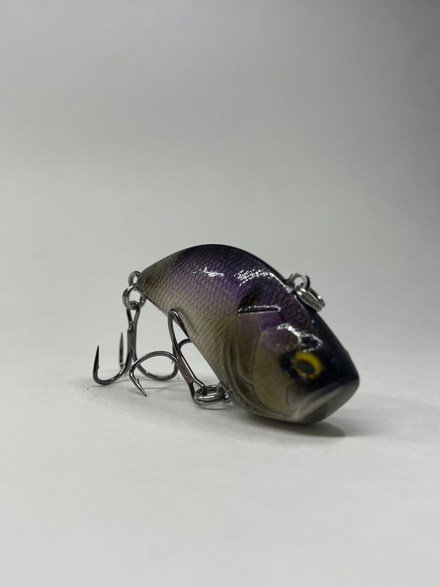 Custom Painted Duo Realis Vibe Lipless 1/4 oz. Royal Punisher