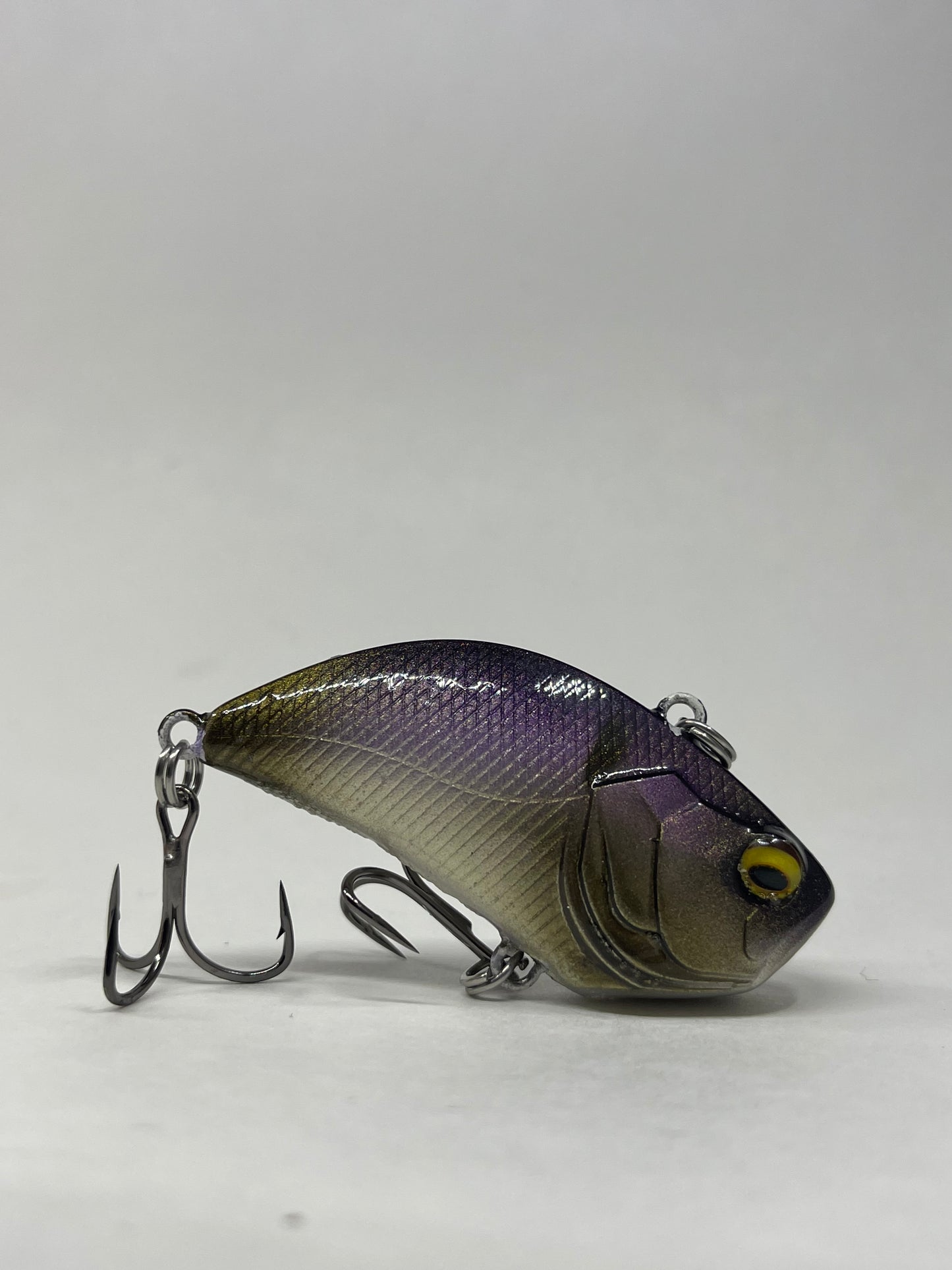 Custom Painted Duo Realis Vibe Lipless 1/4 oz. Royal Punisher