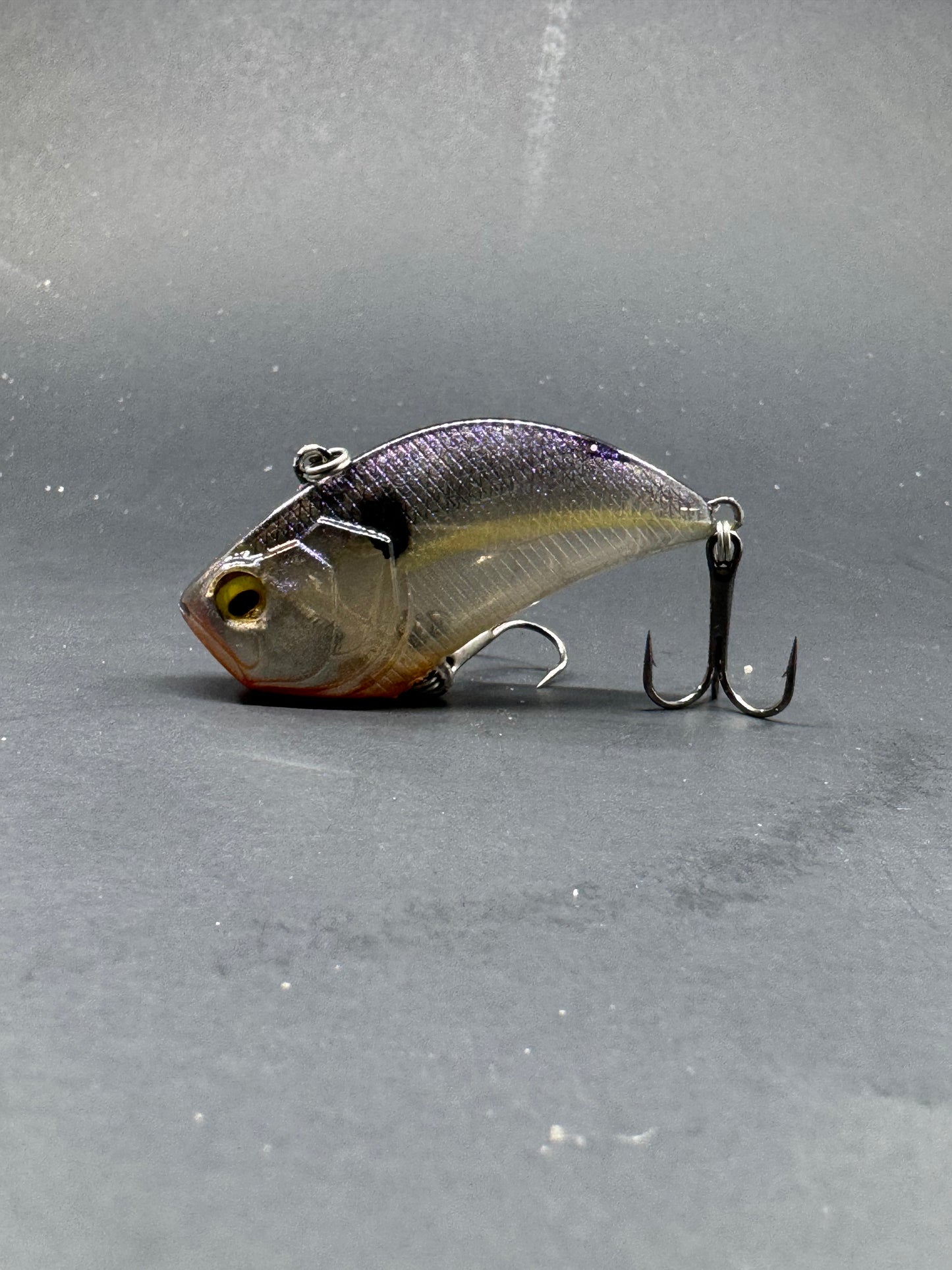 Custom Painted Duo Realis Vibe Lipless 1/4 oz. Crystal Shad